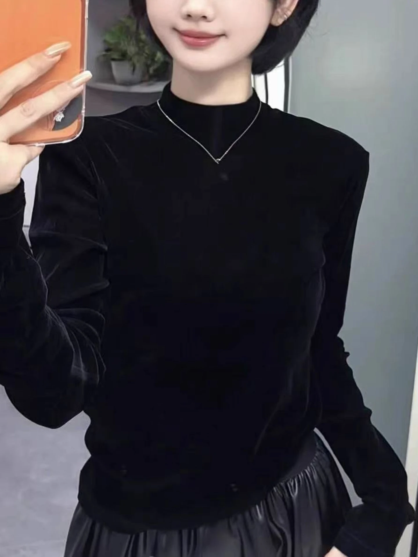 Faionable Velvet Long Sve Base irt Pure Color Inner Wear Commute Sle Damen-T-Shirt in Übergröße, koreanischer Straight-Cut