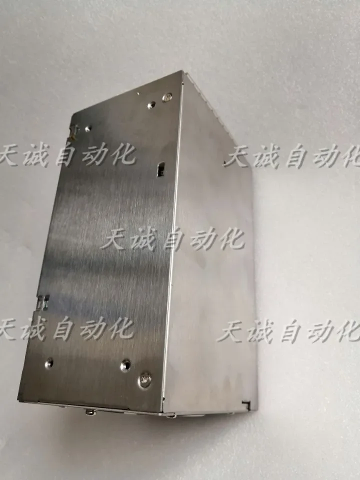 الأصلي اليابانية كورسو تحويل التيار الكهربائي PAA300F-24DC24V Cosel P300E-24P300-24