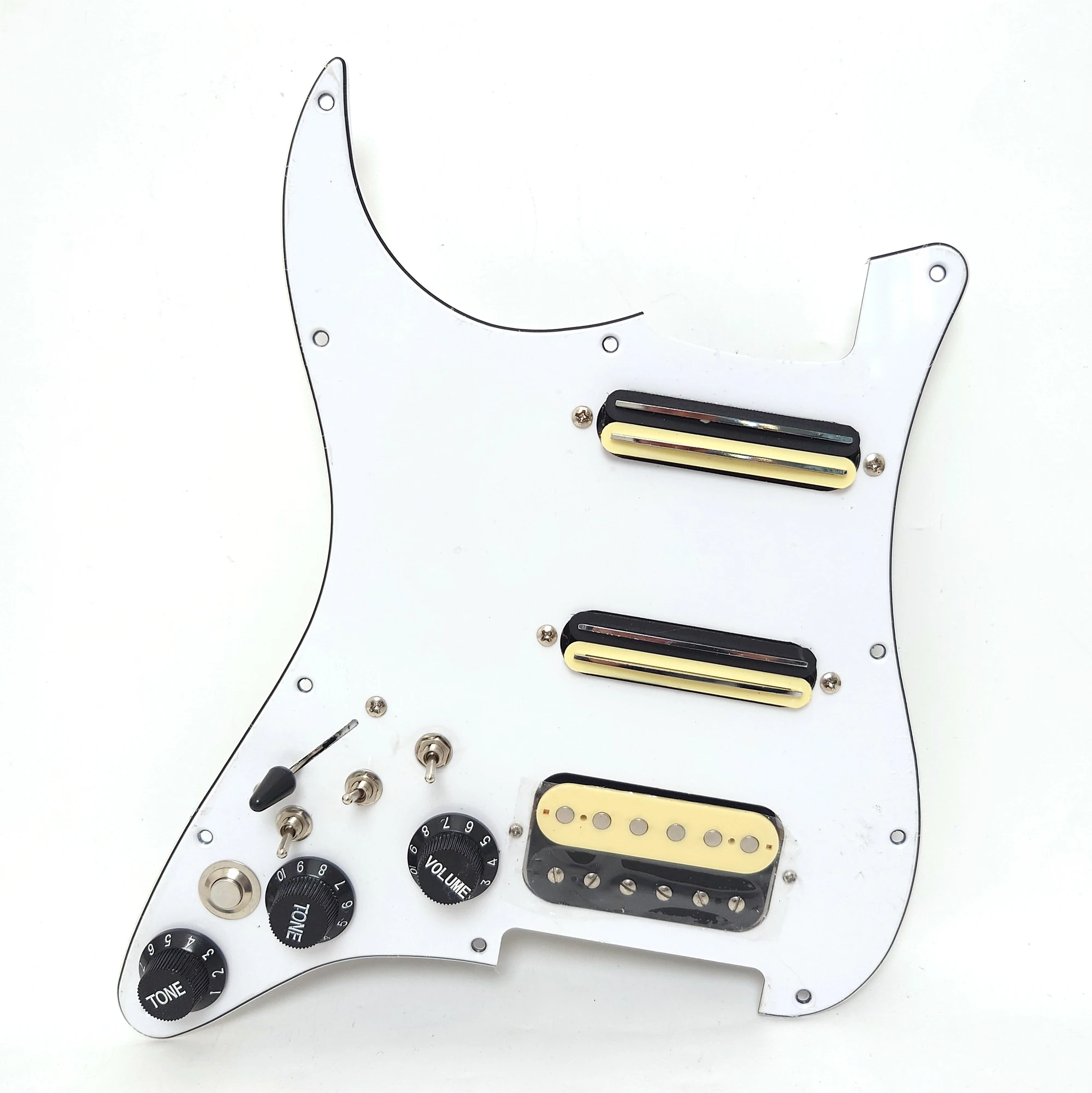 Pickguard carregado pré-carregado para mão esquerda com divisão de bobina SSH Humbucker Pickups definidos para peças de reposição de guitarras elétricas ST