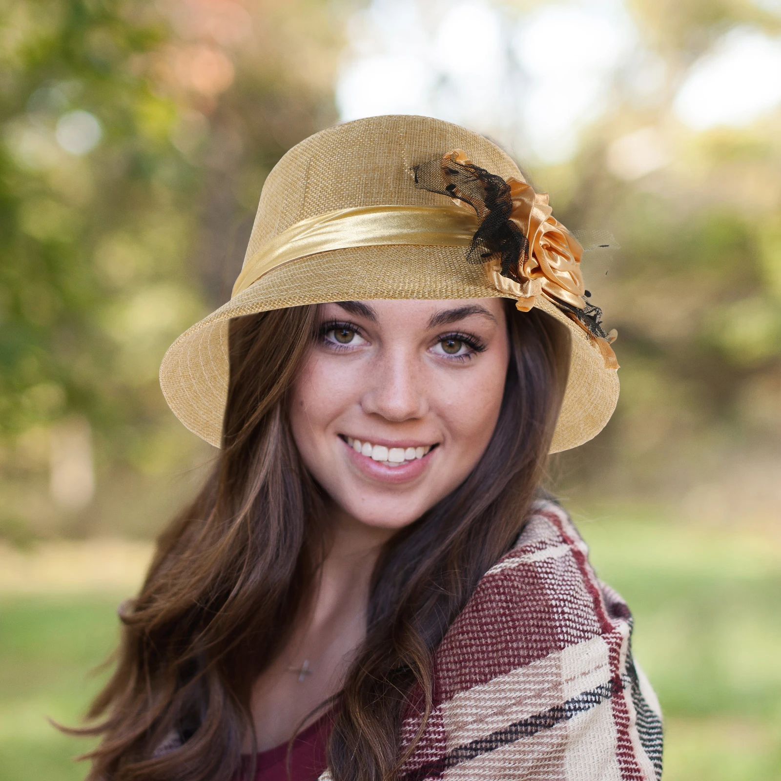 

Church Hat with Exquisite Lace Flower Design Bucket Hat for Women Warm Thermal Headwear Fashionable Casual Outdoor Use