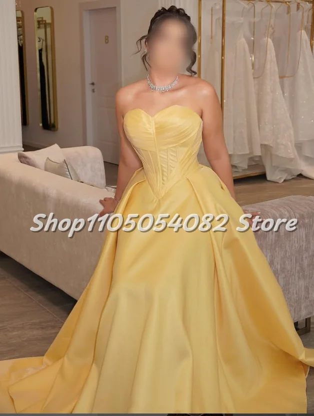 Customized luxurious Long Strapless Special Yellow Wedding Dress with Ruffles A-line Train Floor-length Luxurious Wedding Robe