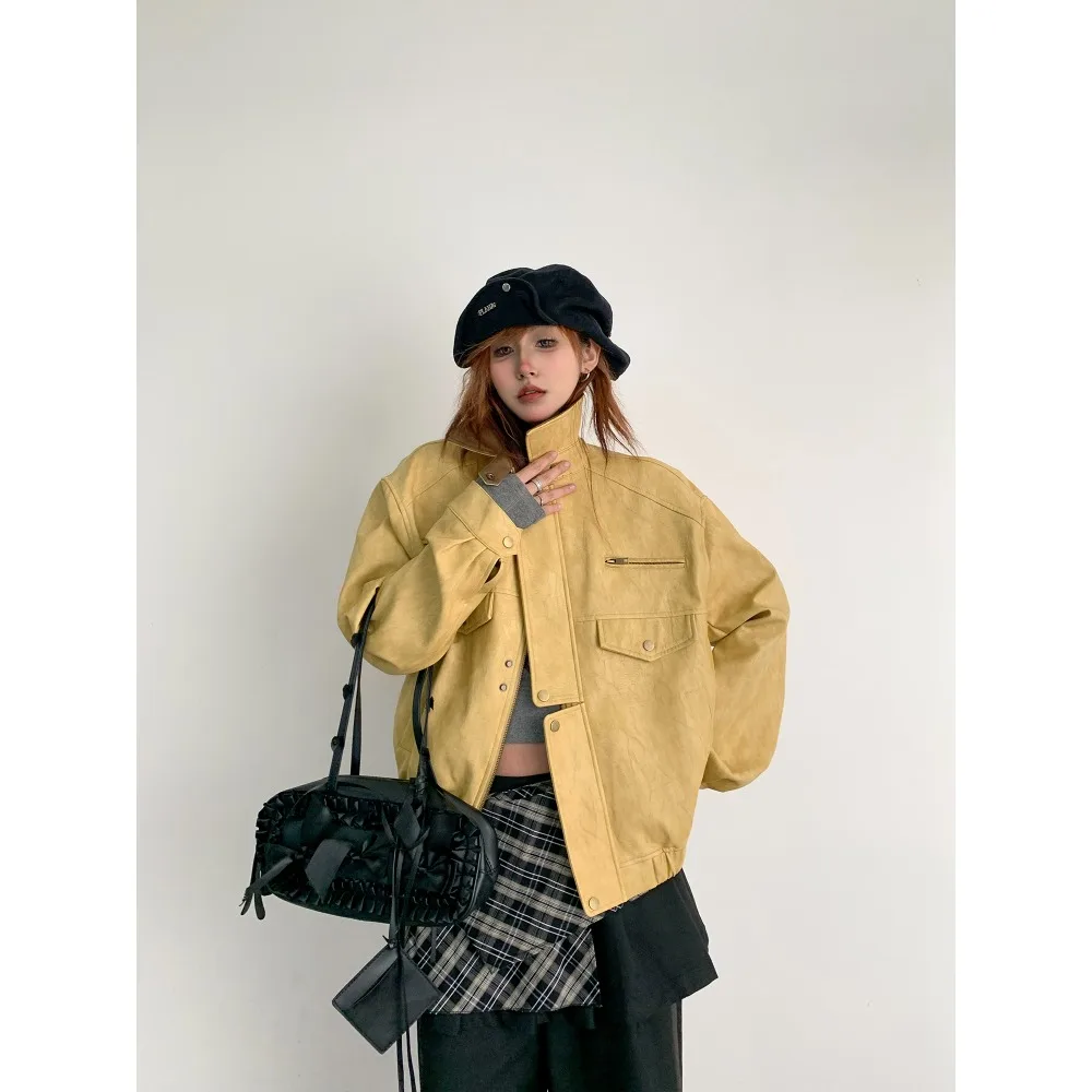 

SuperAen Retro Yellow Short Contrast Color Turn-down Collar Pu Leather Jacket for Women Fashion Loose Design Motorcycle Jackets