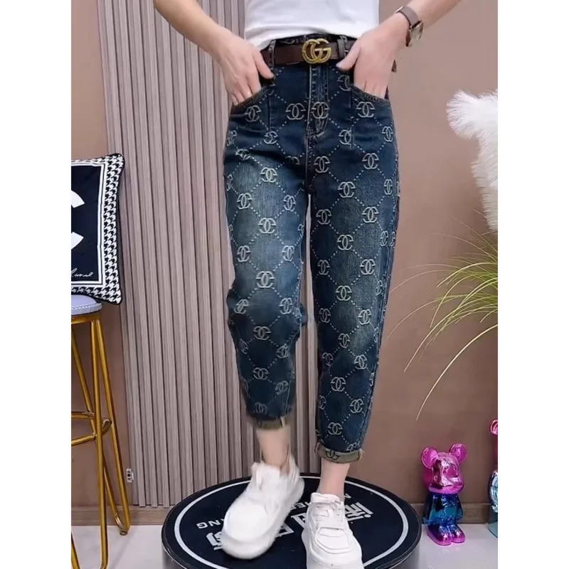 2024 neue Trend Design Retro Jeans Frauen Stickerei hohe Taille hohe Taille Harems hose Frühling Herbst kausale lose Capri hose