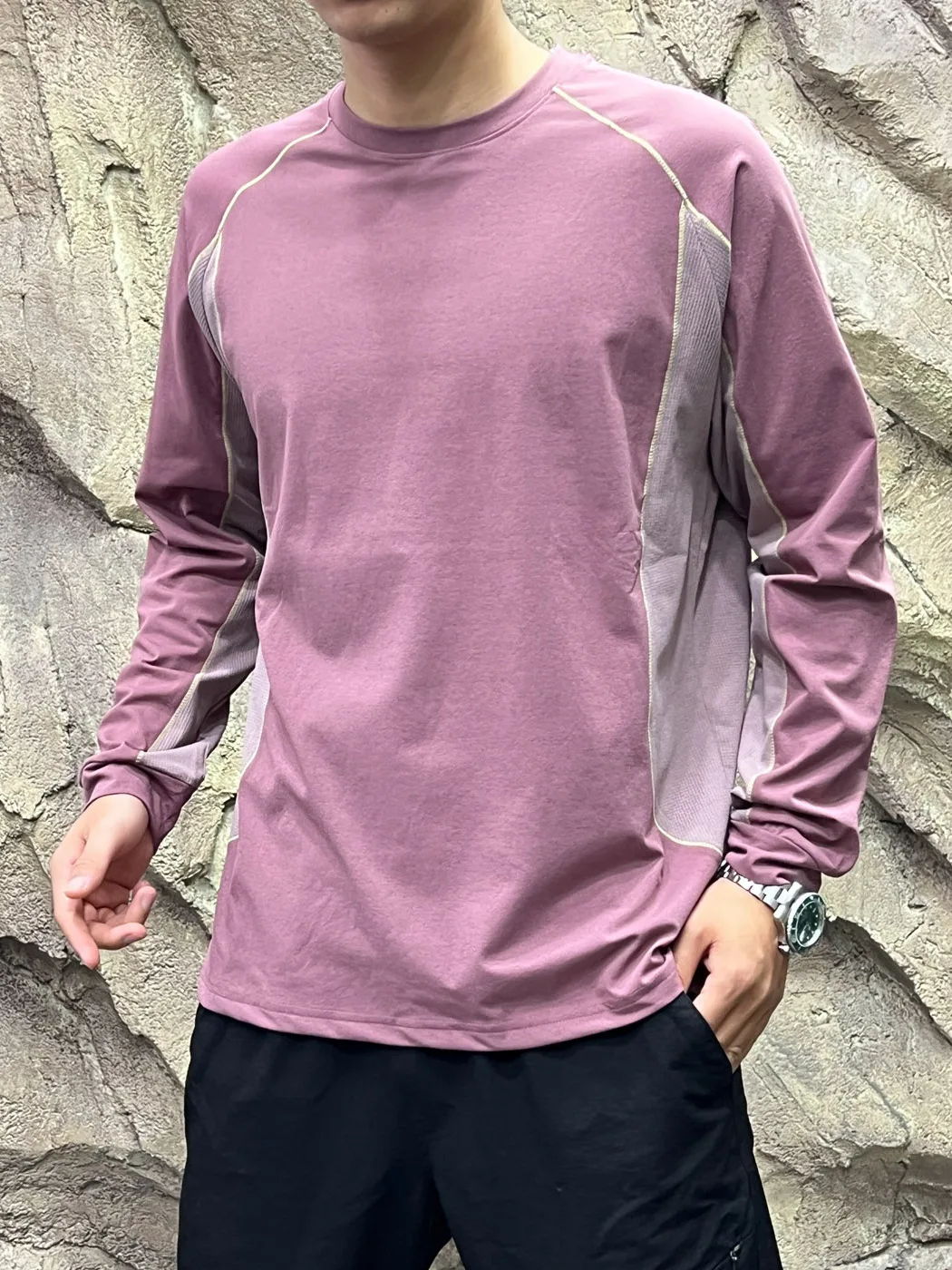 Functionality Meets Style: 3D Color Block Quick Dry Breathable Long Sleeve Base Shirt for Men And Women Outdoor Spring Autumn...