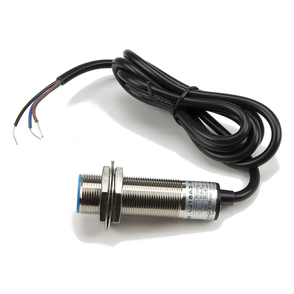 M18 5Mm Sensor Penginderaan DC 6-36V NPN PNP NO NC LJ18A3-5-Z/BX Oleh AX AY Silinder Sensor Jarak Induktif