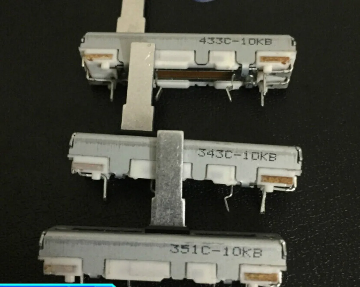 Alps Microphone Vol…