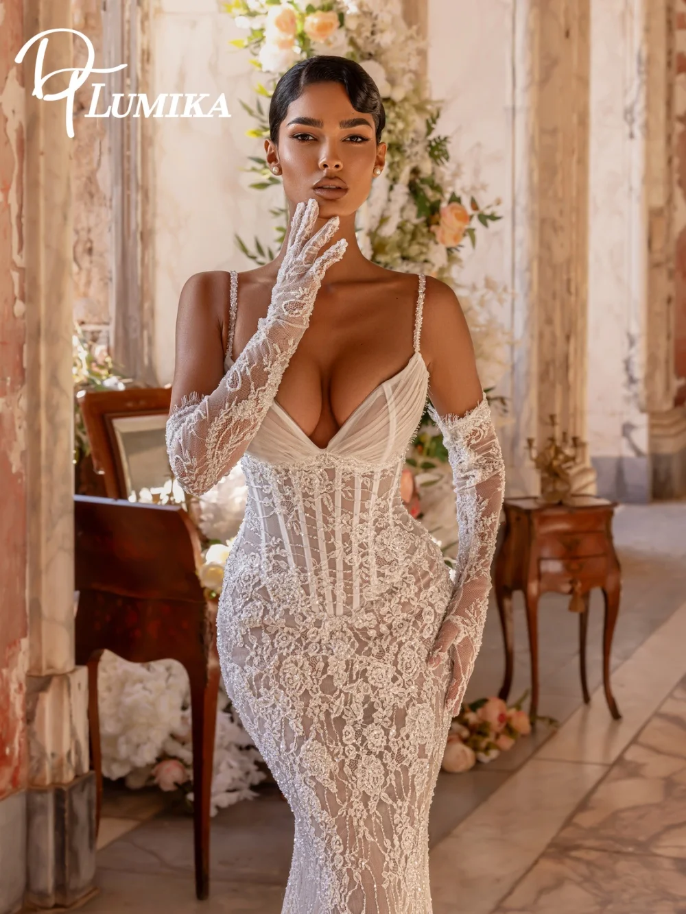 Flattering Lace Spaghetti Strap Wedding Dress 2026 Unique Mermaid Bridal Gown Floor-Length Bridal Dress robe de mariée