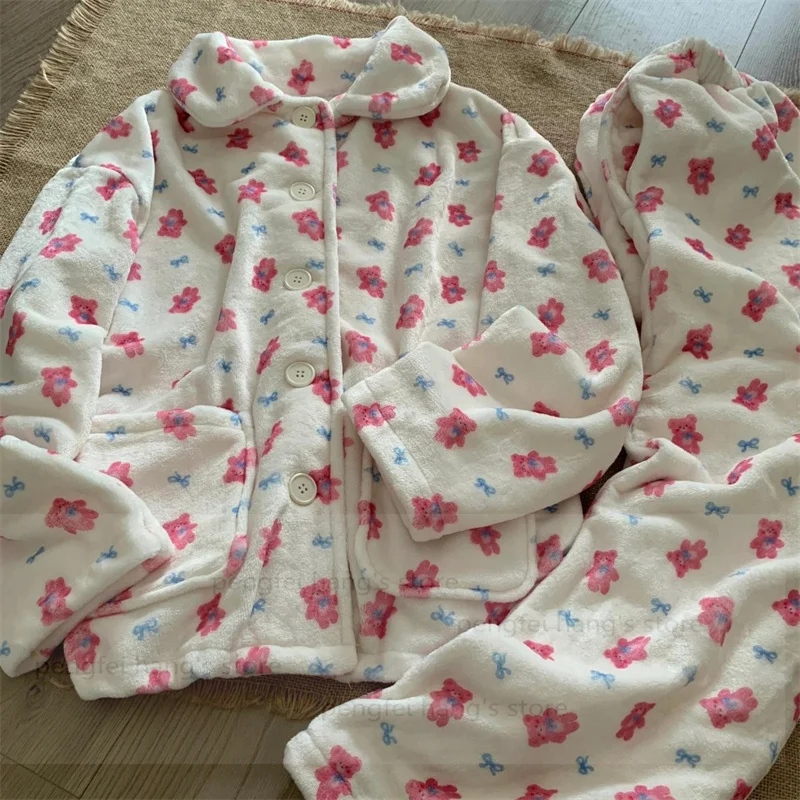 

2025 Autumn Winter Loungewear Kawaii Print Pajamas Suit Warm Thick Flannel Home Clothes 2Pcs Pijamas De Mujer Sleepwear