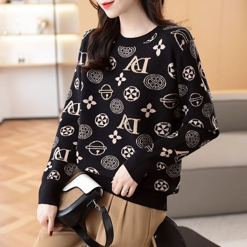 Autumn and Winter Fashion Trend Round Neck Pick Colored Flower Loose and Versatile Western Women\'s Knitted Long Sleeve Sweater