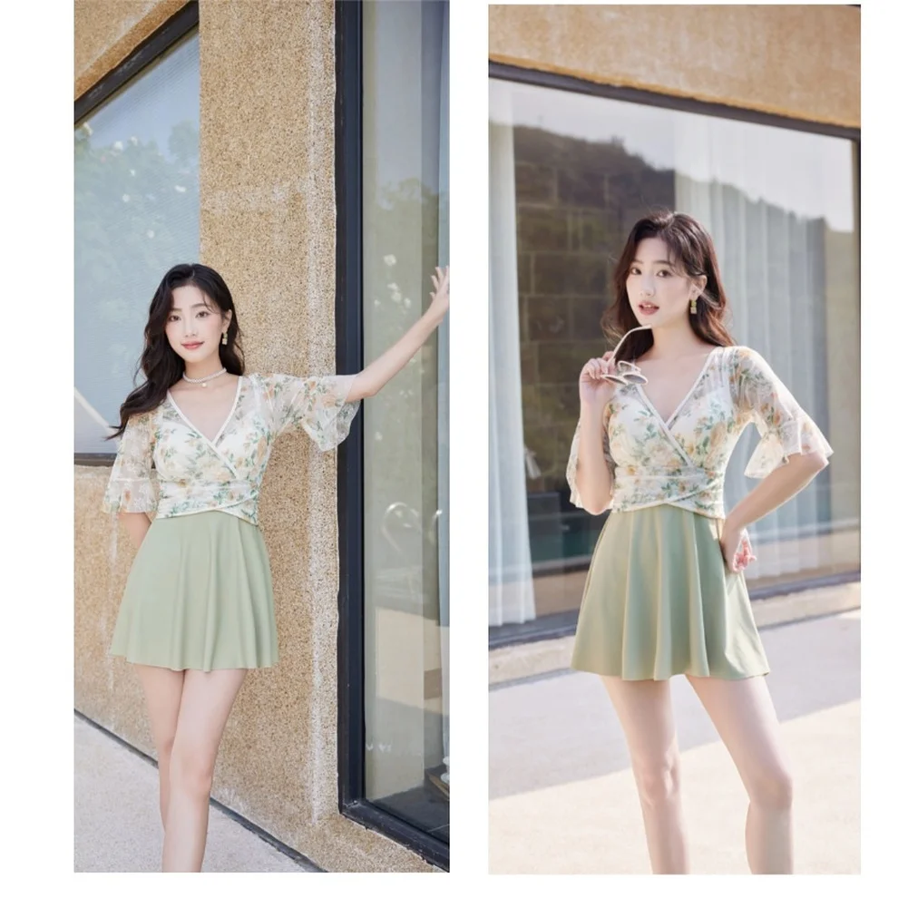 Women Swimsuit 80-130kg V Neck Short Sleeve Built-in Chest Pad  Conservative Quick-drying Floral Print Skirt Style Swimsuit