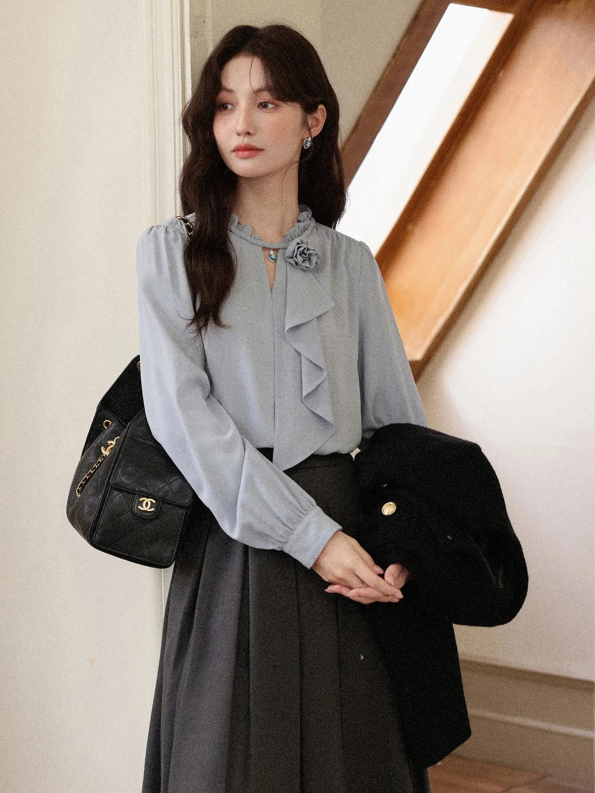 

Ele Blue Long Sve Women's irt Design Sensation New Autumn Faion Topnot Deformable All-Match Sle