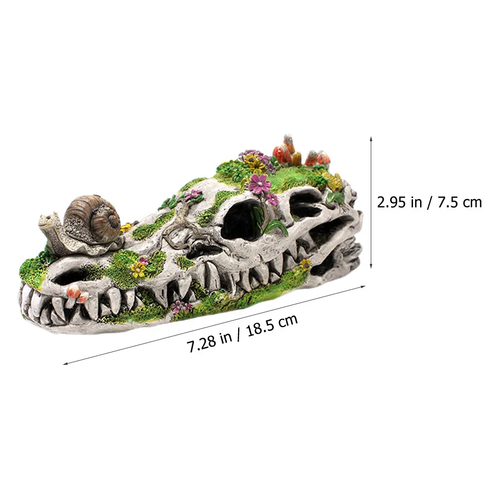Resin Snail on Dinosaur Skull Statue Unique Garden Ornament Balcony Sculpture Resin Craft for Outdoor Garden Decor
