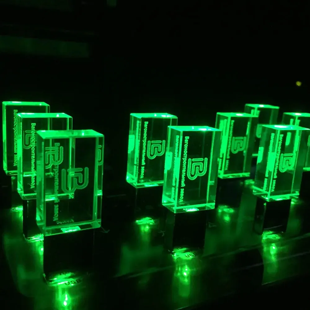 クリエイティブクリスタルフラッシュペンドライブ 16GB 32GB 64GB スタジオDIYメモリースティック 無料カスタムロゴ 8GB 4GB 128GB LEDライト付きUディスク