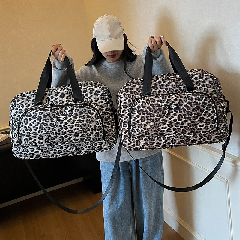 

Fashionable Leopard Print Travel Bag, Large Capacity, Suitable for Travel Bags,sports and Fitness Bags, Camping Storage Handbags