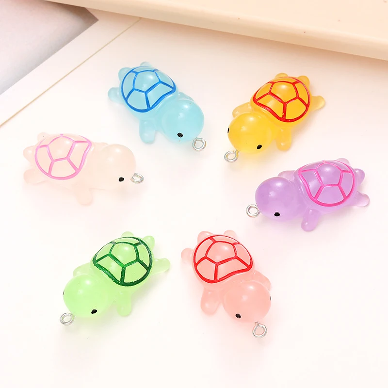 Cartoon Resin Luminous Turtle Mobile Phone Lanyard Glow-in-the-dark Color Keychain Backpack Accessories Girlfriends Gifts