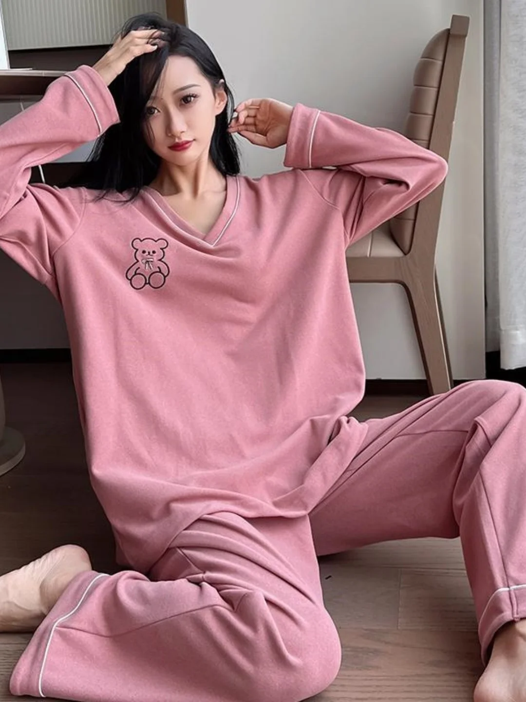 plus Size Women's Sleepwear Set Autumn Winter Cartoon Embroidery Design Comfortable Home Clothes Long Sleeve V-Neck Dress