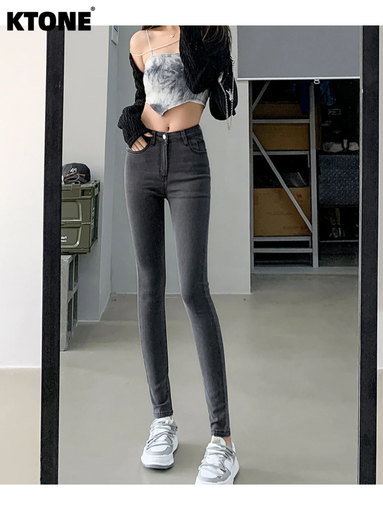 

Slim Fit Gray Jeans Pant Slim Tight For Man Drip Y2k Unisex Original Modern Man Pants No accessories or belts included