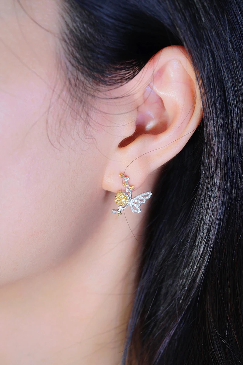 KUGG 100% 18K White Gold Earrings Gentle Style Real Natural Yellow Diamond Stud Earrings for Women High Engagement Jewelry