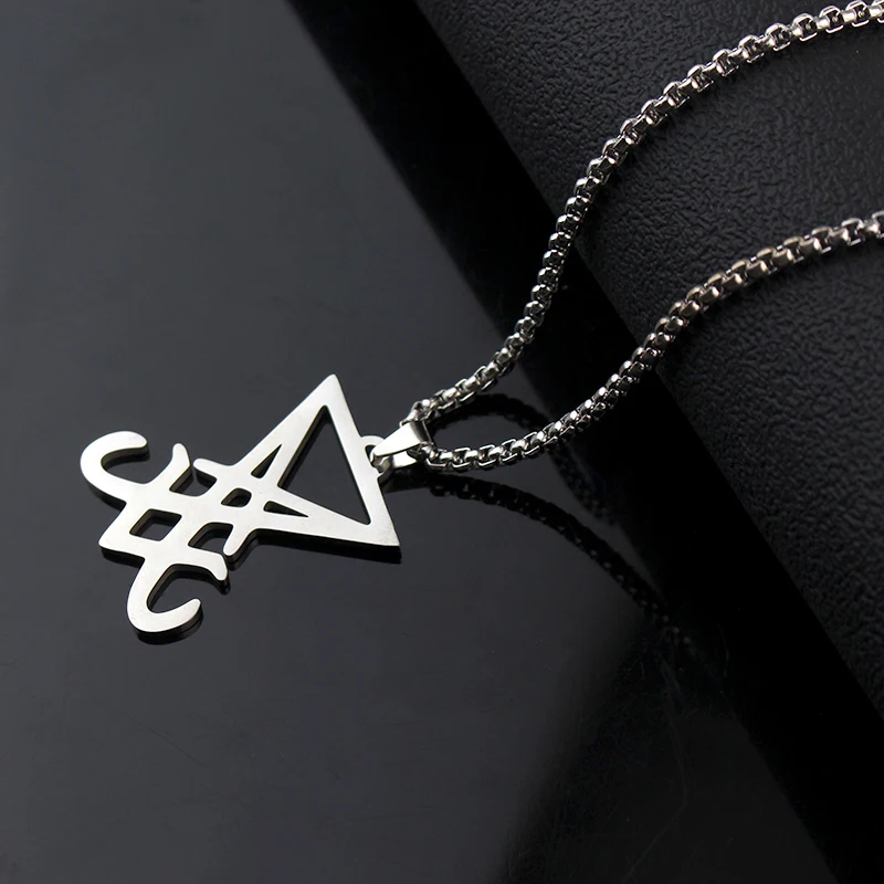 الموضة الكلاسيكية قلادة شيطان الجانب من قلادة شيطانية ختم Sigil رمز كورونزون قلادة الشيطان الخماسي مجوهرات هدايا