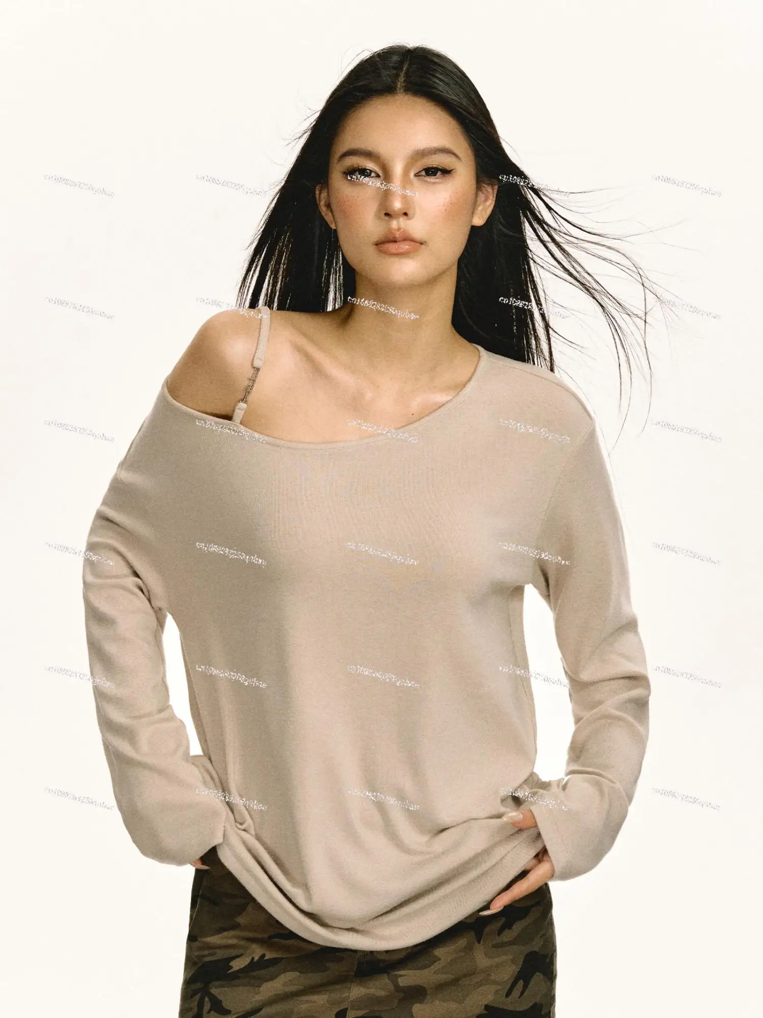 

Design slanted shoulder long-sleeved T-shirt women's spring new Spice Girl slim-fit with off-shoulder top