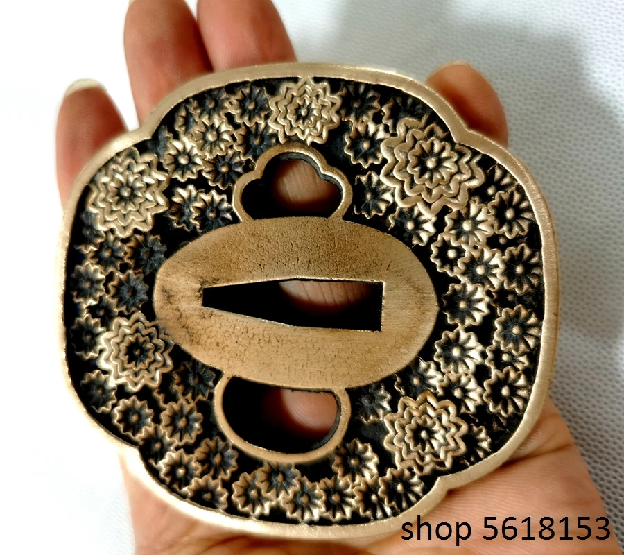 Hige brass flower tsuba fuchi Menuki For Japanese sword katana wakizashi tanto