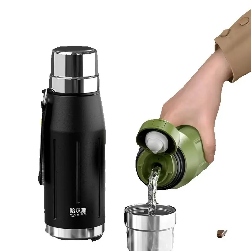 650ml outdoor adventure large capacity Insulation cup 316 stainless steel cup high-end portable thermal water bottle