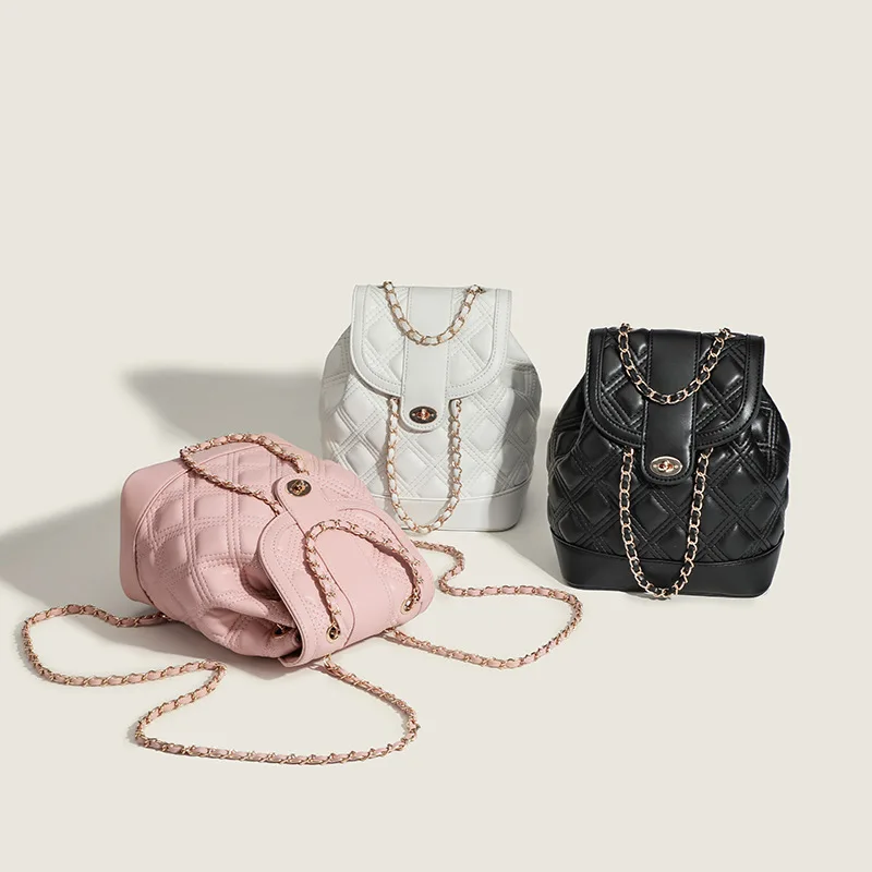 

Compact City Slicker Female Bag for Urban Commuters Slim Crossbody Shoulder Bag for Metro Travel