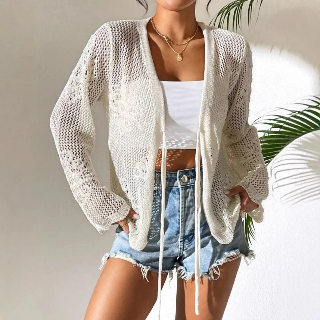 Women's Casual Hollow Out Beach Cover Up Cardigan with V Neck Long Sleeve 3D Pattern Short Length Swim Cover-ups Beachwear