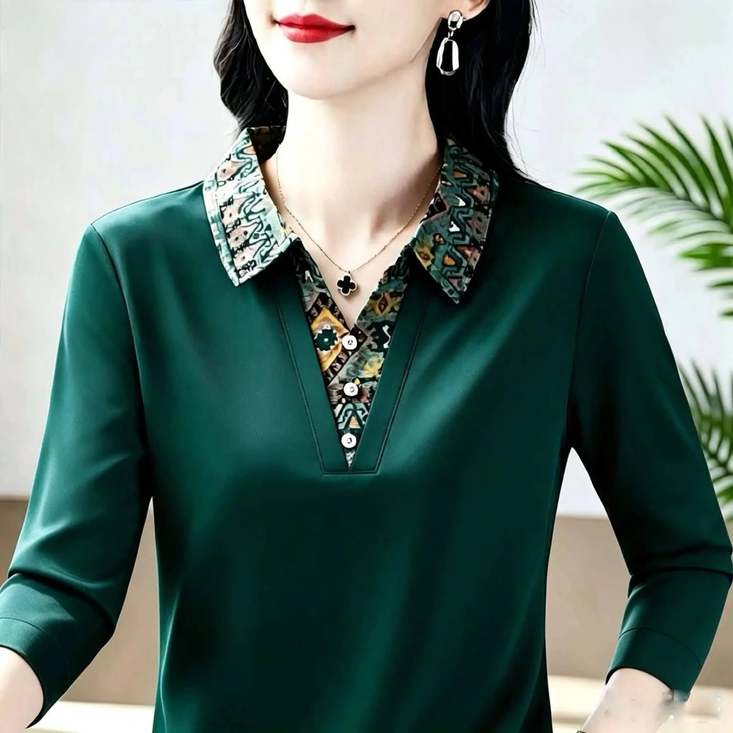 Chic Anti-Aging Long Sleeve T-Shirt Women's Spring Autumn New Fashion Versatile Belly Covering Mommy's Top Color Block Collar