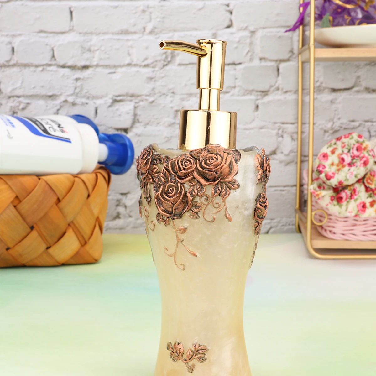 

European Style Bronze Rose Portable Pump Bottle Refillable Empty Dispenser for Body Wash Shampoo Hand Soap Empty Pump Bottle