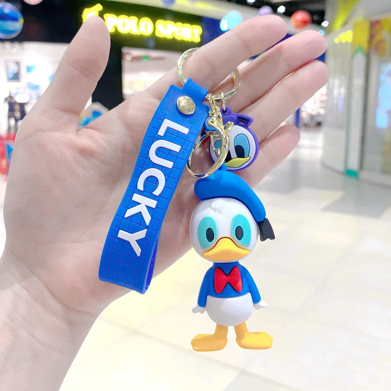 6cm Disney Donald Duck Daisy Mickey Minnie Keychain Cute Keyring Fashion Lucky Couple Bag Ornament Key Chain Car Pendant Gift