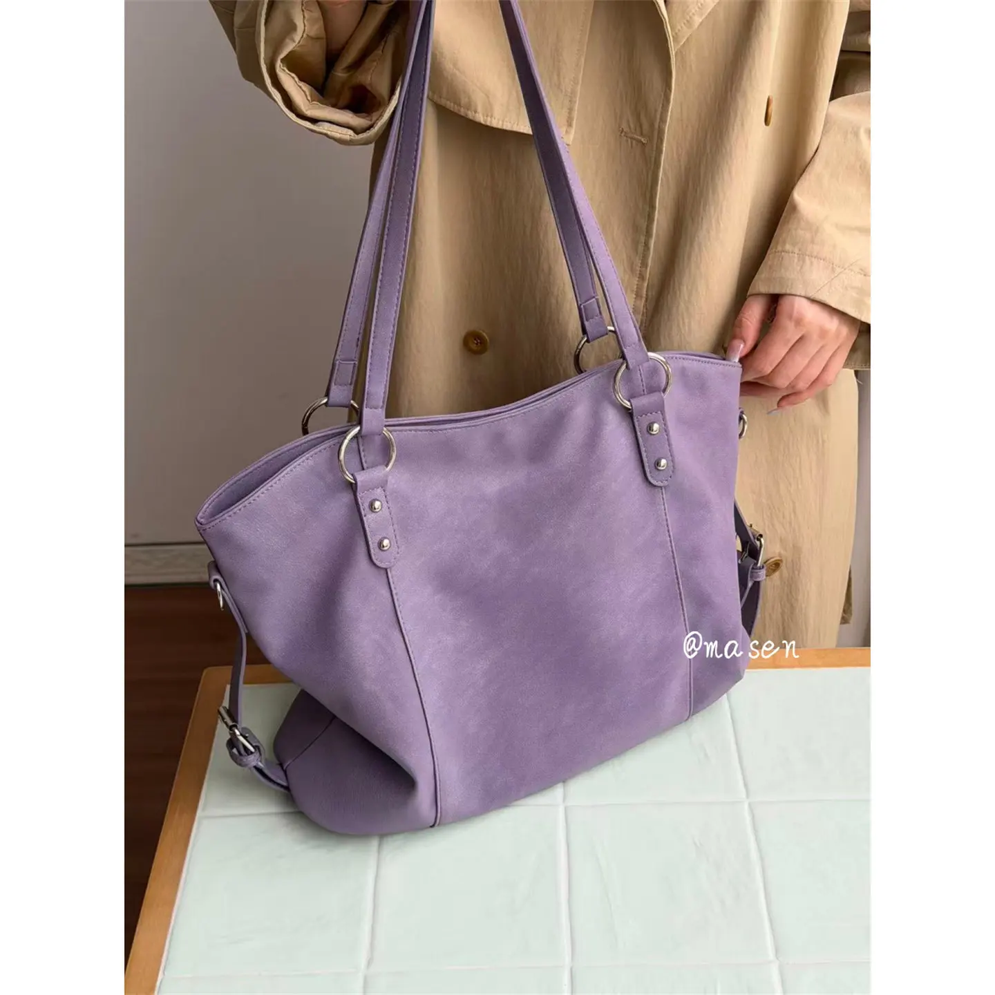 Lavender Large Capacity Tote Bags for Women 2026 Autumn High Quality Soft One Shoulder Bag Fashion Travel Daily Commute Handbag