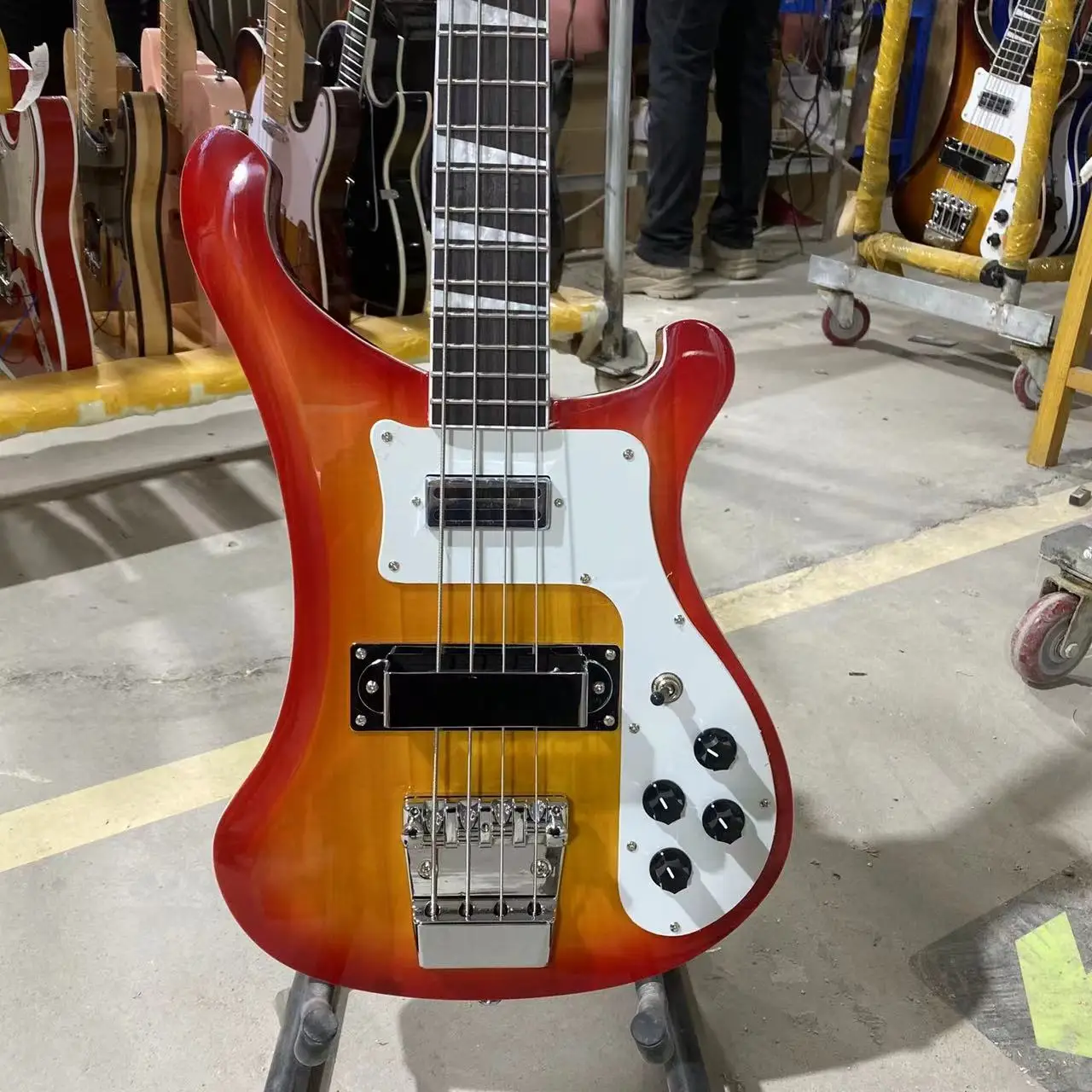 

Rickenbacker 4003 Electric Guitar, Bass Guitar, Basswood Body, Cherry Sunburst Color, Rosewood Fretboard, Free Ship гитара