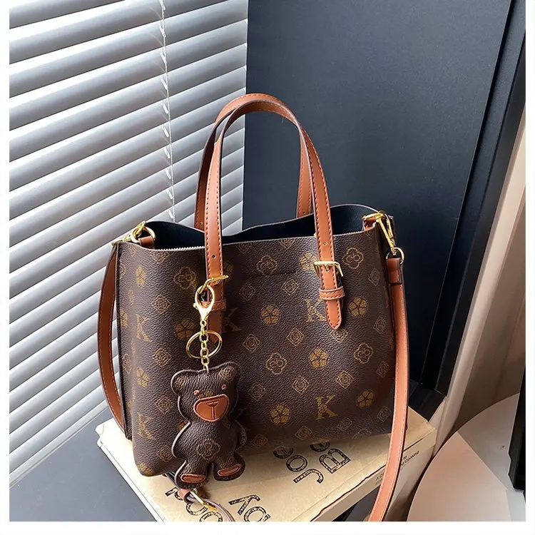 

Новые элитные женские сумки 2026 года: классические элегантные наплечные сумки, повседневные вместительные сумки-тоут, дамские сумочки.