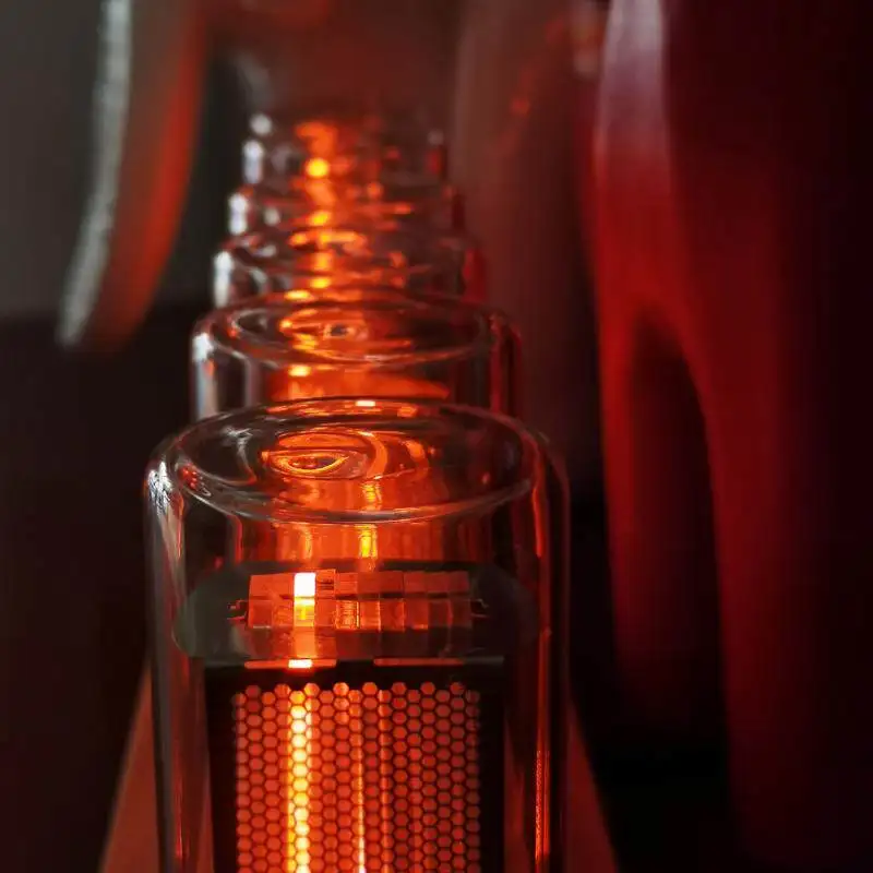 Industrial Style Amber Desktop Clocks LED Digital Clocks Creative Nixie Tube Watches Calendar Mechanical Room Table Decoration