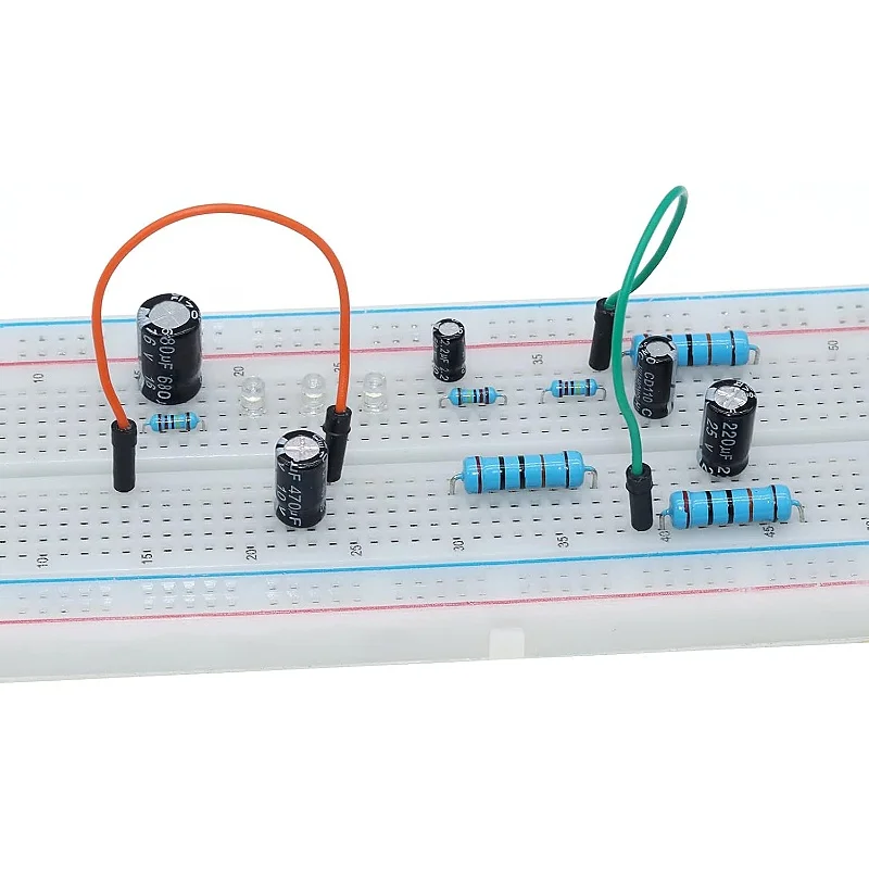 AUKENIEN 24 Valore 670PCS Set di condensatori elettrolitici da 0,1uF a 1000uF 10V 16V 25V 50V Condensatori Kit condensatori in alluminio