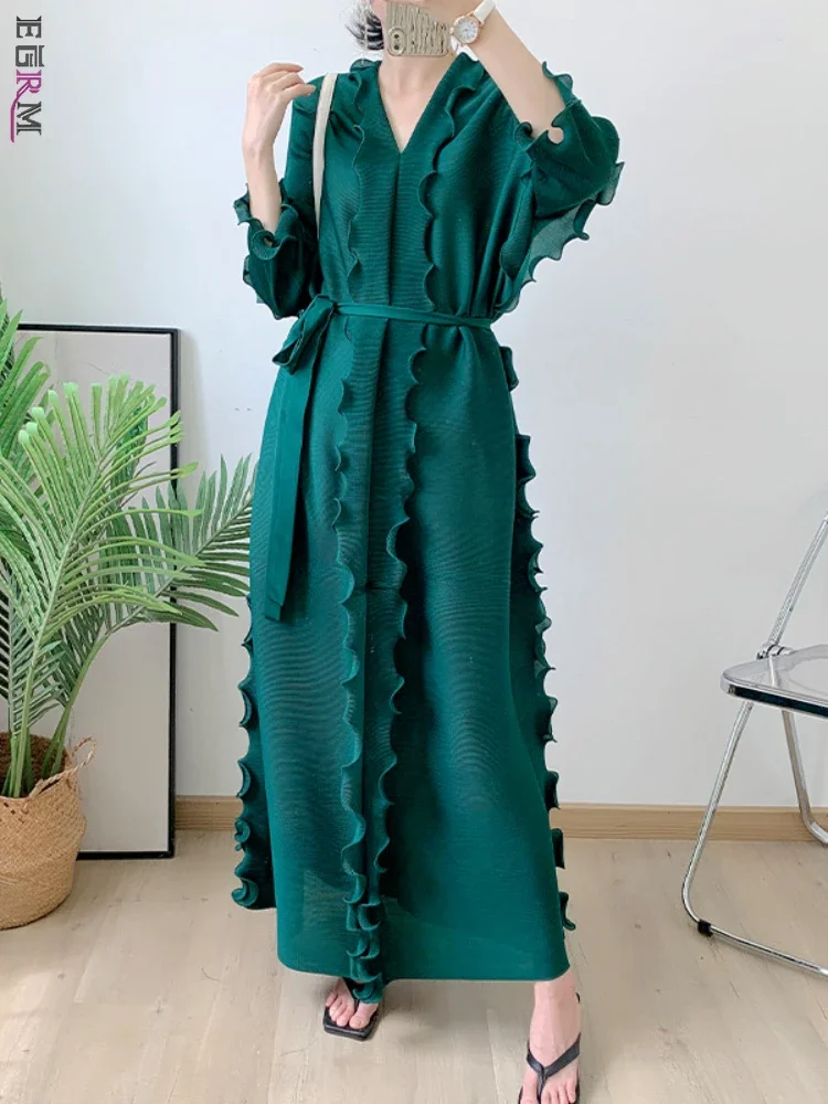 

EGRM Designer Pleated Ruffles Miyake Dress Women Elegant V-Neck Belt Gathered Waist Solid Long Dresses 2024 Summer New 6RM3512