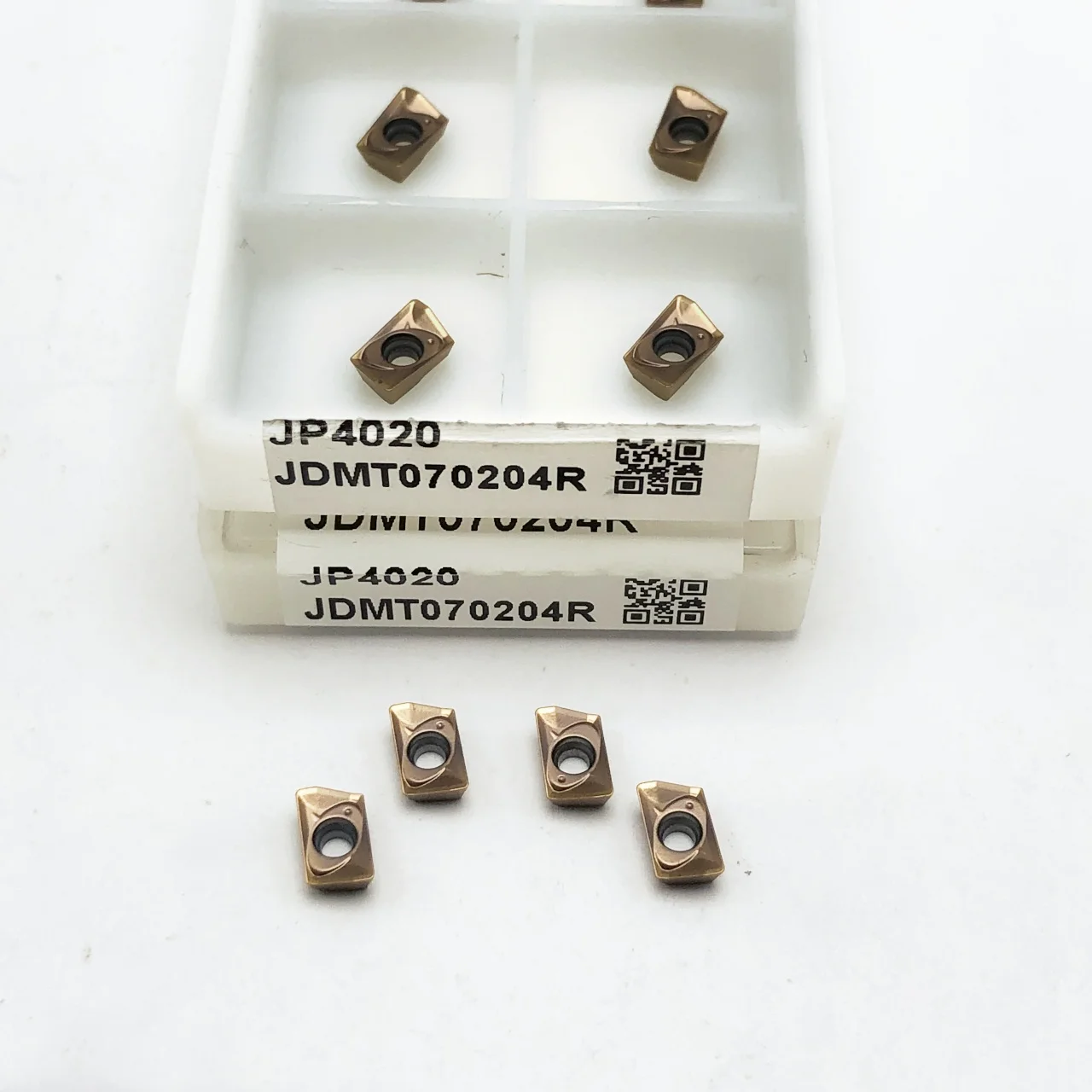 إدراج طحن الكتف المربع من الكربيد JDMT 070204 R JDMT 070208 R CNC سريع إلى إدخال الطحن لآلات الفولاذ المقاوم للصدأ