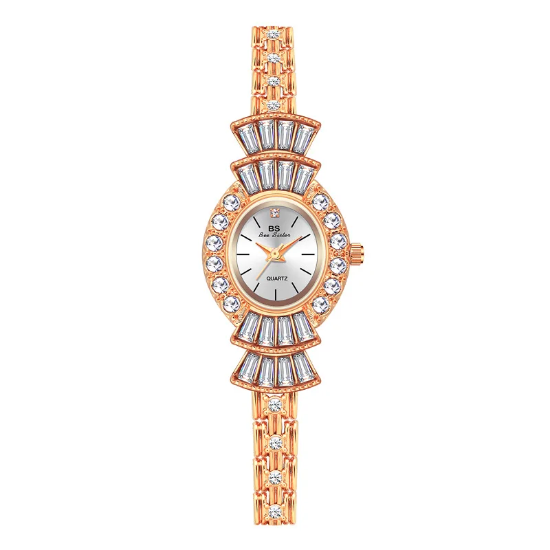 Retro Small Gold Light Luxury Rhinestone Dial 2022 New Antique Temperament Chic Chain Quartz Waterproof Watch for Women