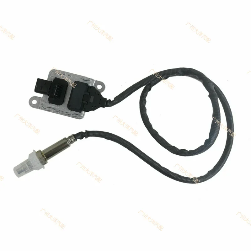 4326874 5WK96741 NOx Nitrogen Oxygen Sensor 12V\ 15.0L 11.0L Car