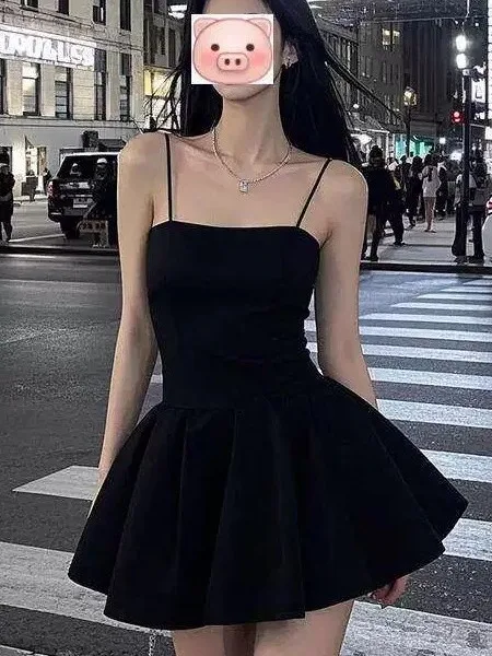 Folded Pure Color Halter Dress Women's Waist Slim Summer Hepburn Style Elegant Sleeveless A-Line Fluffy Short Skirt