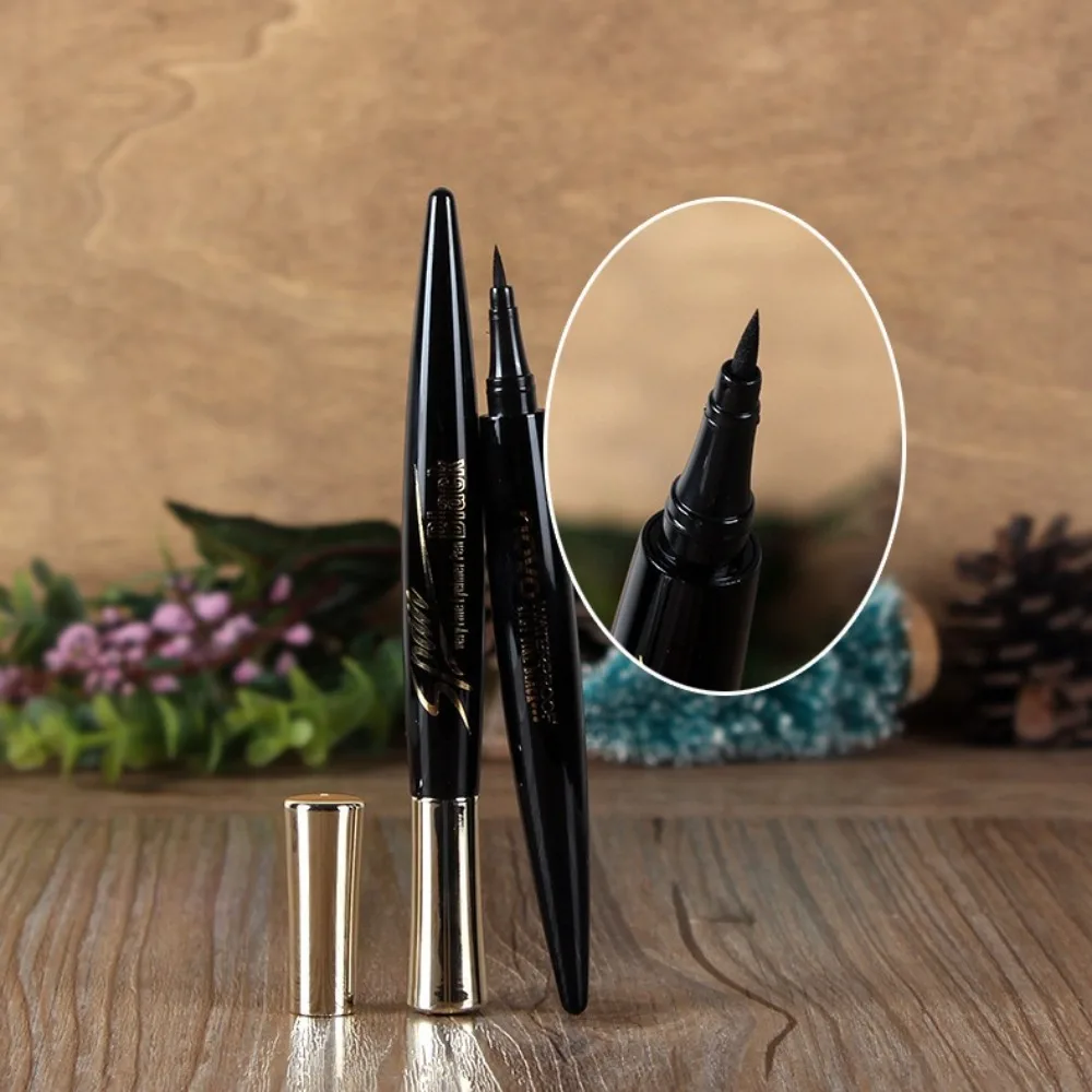 Nouveau Eyeliner à séchage rapide imperméable noir naturel Eyeliner yeux maquillage longue durée yeux ombre stylo femmes