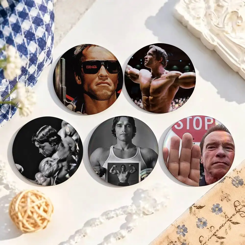 Arnold S-Schwarzenegger  Enamel Pin Tinplate Round Brooch Cosplay Nijigen Otaku Culture Badge 25mm 32mm 44mm 58mm