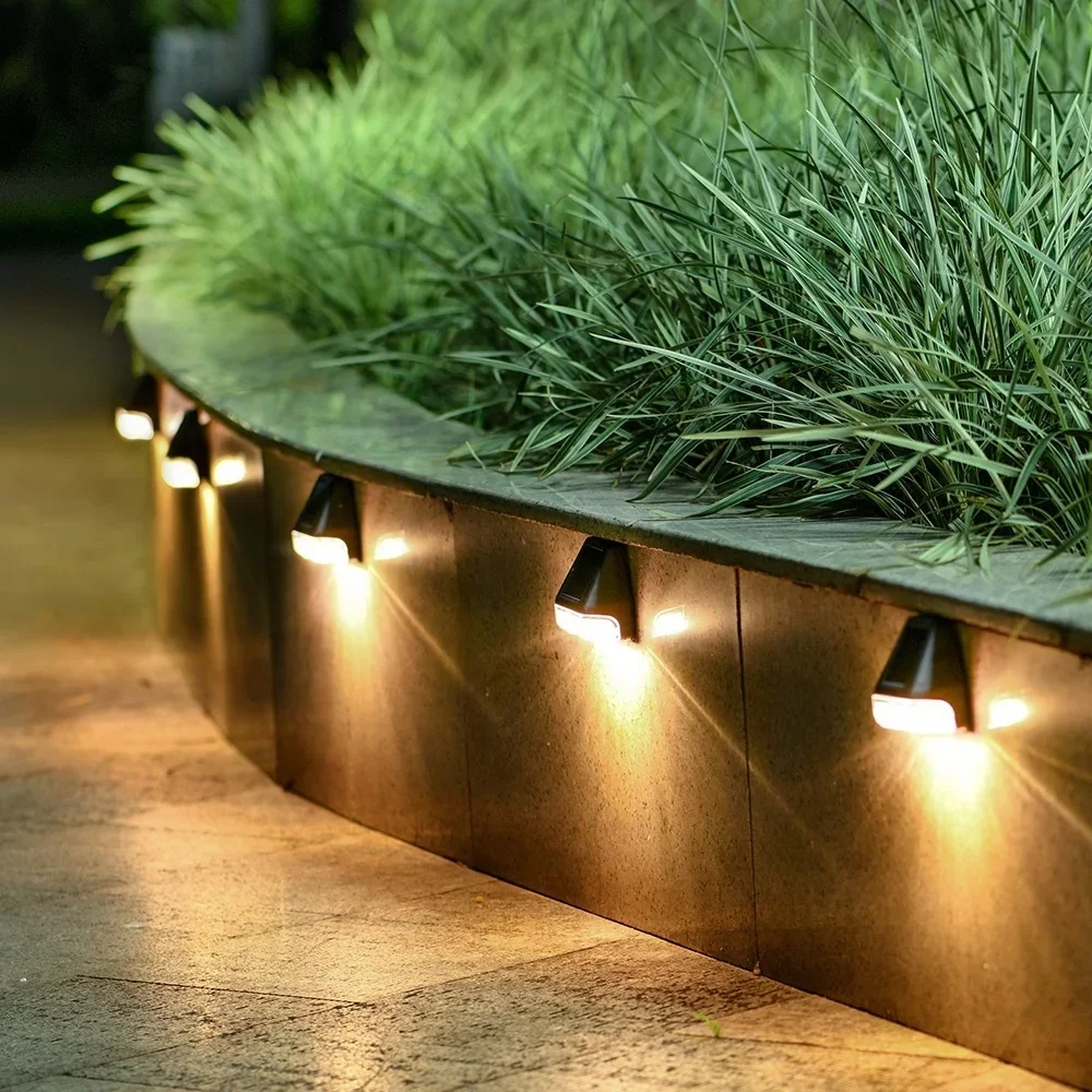 

New solar wall lamp outdoor rainproof garden decoration stair step lamp fence led wall lamp