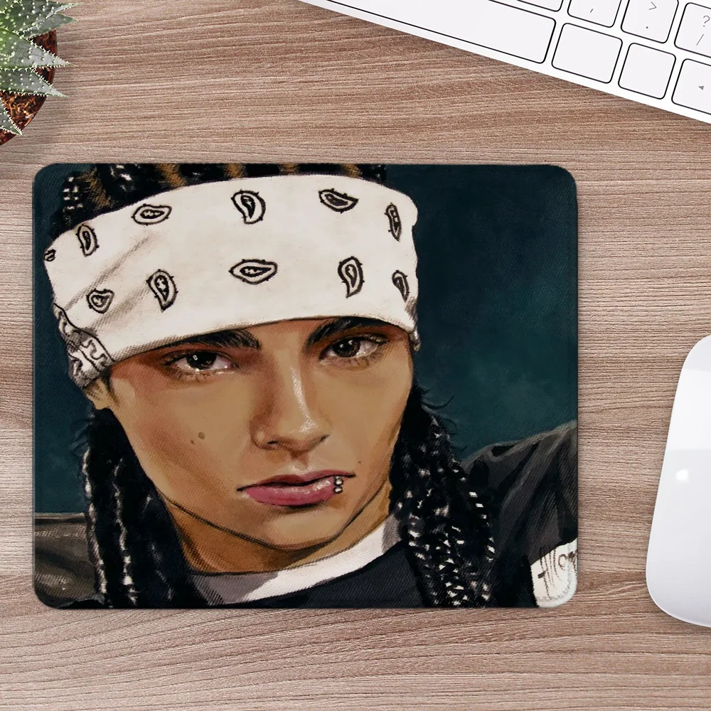 Mause Pad for Computer Mouse Tom Kaulitz Offices Accessories Office Rug Desk Mat Gaming Mats Mousepad Anime Gamer Gadgets Cute