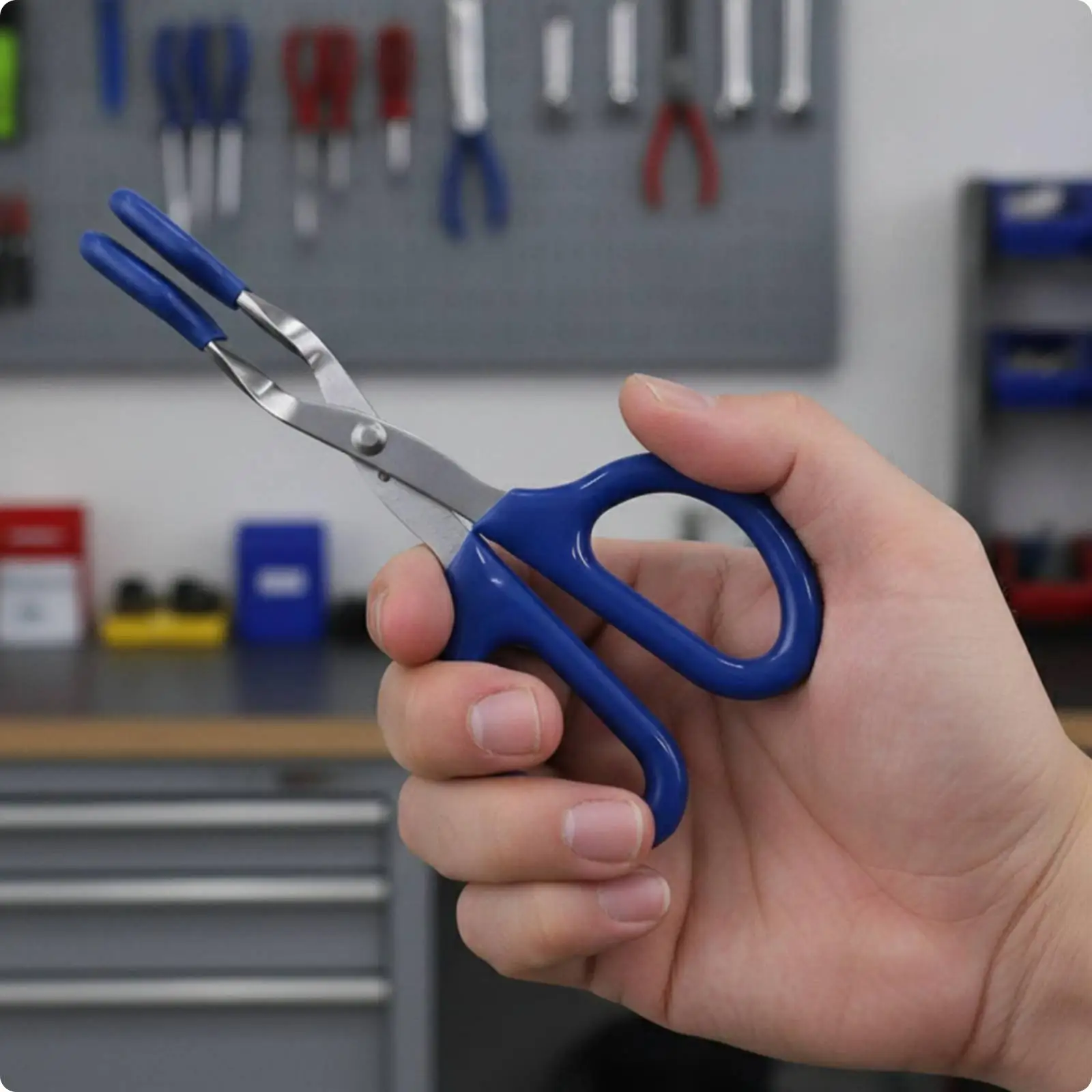 Bulb Removal Pliers Narrow LED Bulb Extraction Pliers Slim Profile Angled for Mechanics, Automotive Repair, Vehicle Maintenance