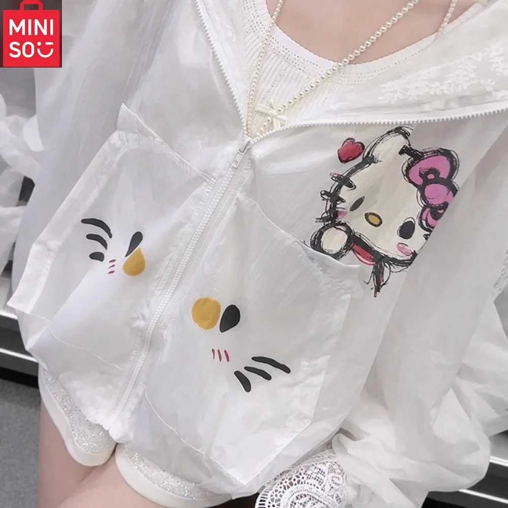 MINISO Hello Kitty Cat Graffiti impreso encaje empalme Sudadera con capucha de manga larga de verano para mujer suelta protector solar Sudadera con capucha
