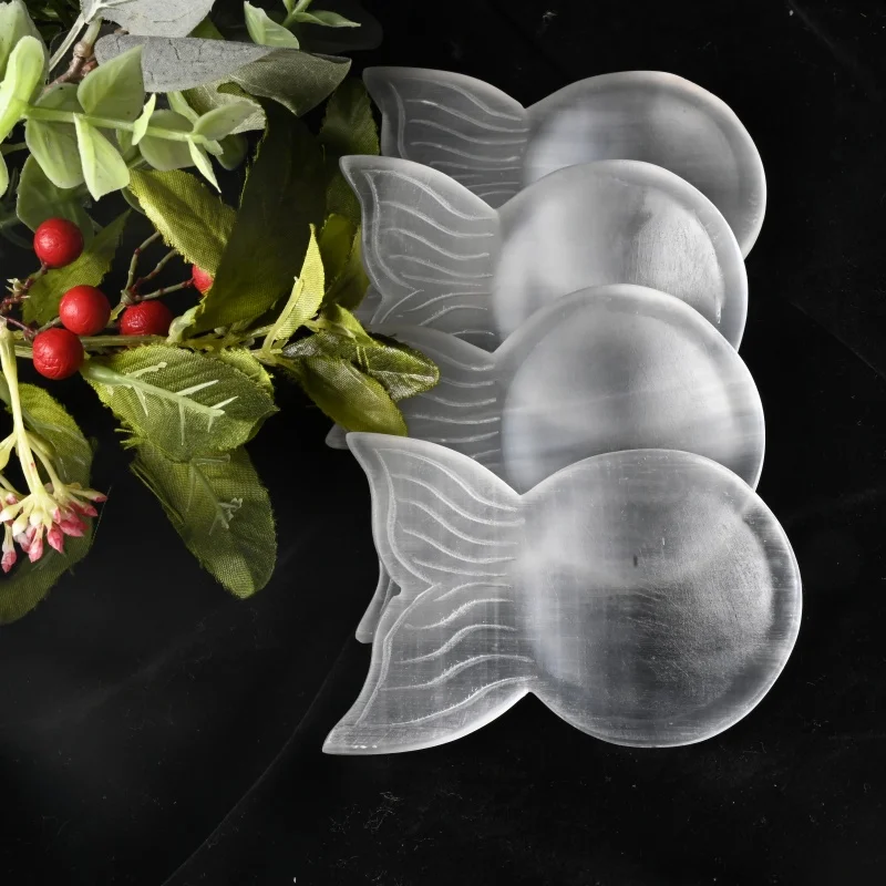 1Pc Random Selenite Fish Tail Shape Bowl, Natural Deorative Stone for Interior or Party Decoration(No Food Contact)