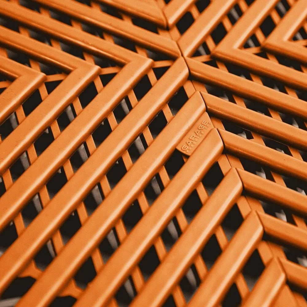 Rutschfeste ineinandergreifende Kunststoff-Bodenfliesen für Garagen – 12 x 12 Snap-Together-Matten, ideal für die Organisation und Sicherheit in der Garage