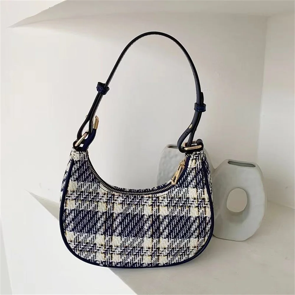 

Women Crescent Shaped Corduroy Underarm Package Fashion Versatile Single Shoulder Bag Checkered Pattern Zipper Crossbody Handbag